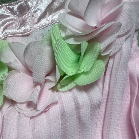 Blueberi Boulevard Light Pink Dress with Green Accents - Picture 4 of 7